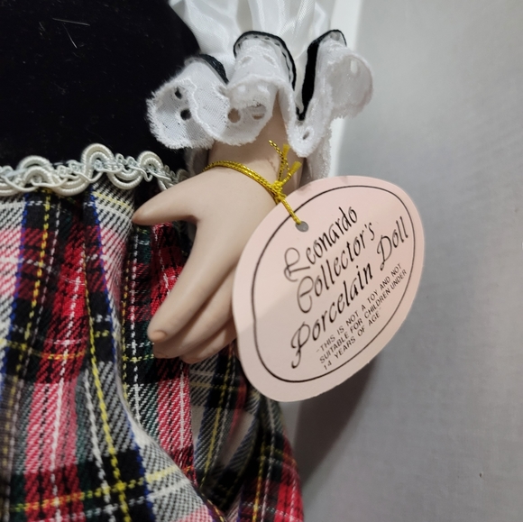 24 inch Porcelain Fiona Doll - Picture 7 of 13